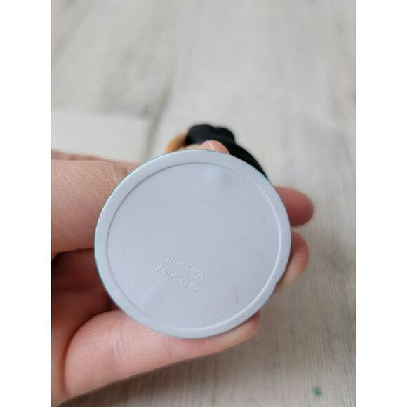 Pocahontas princess Disney Pixar toy figure - Picture 5 of 5